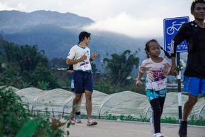 BIB: 8141
                            <button type="button" onclick="openModal(18897561)" class="btn btn-primary btn-sm float-right btn-popup" data-toggle="modal" data-target=".modal-high-quality">
                        <i class="fas fa-shopping-cart"></i> Add to Cart
                    </button>
                                            <button type="button" onclick="isThisMe(18897561, true)" class="btn btn-success btn-sm float-right btn-popup btn-isme hidden" data-toggle="tooltip" data-placement="bottom" title="นี่คือรูปของคุณใช่ไหม คลิกที่นี่เพื่อเอาเข้าอัลบั้ม">
                        <i class="fas fa-plus"></i> Add to album
                    </button>
                    <button type="button" onclick="isThisMe(18897561, false)" class="btn btn-warning btn-sm float-right btn-popup btn-isnotme hidden">
                        <i class="fas fa-ban"></i> Remove from album
                    </button>